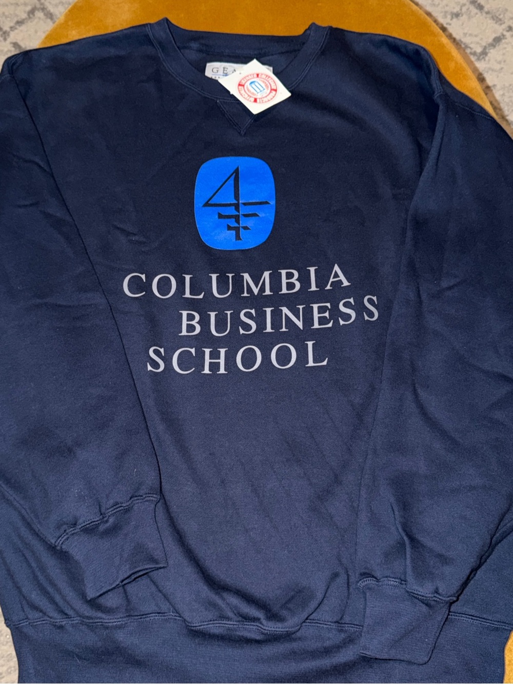 NWT! VINTAGE! Gear for Sports Columbia Business School XL Navy Sweatshirt